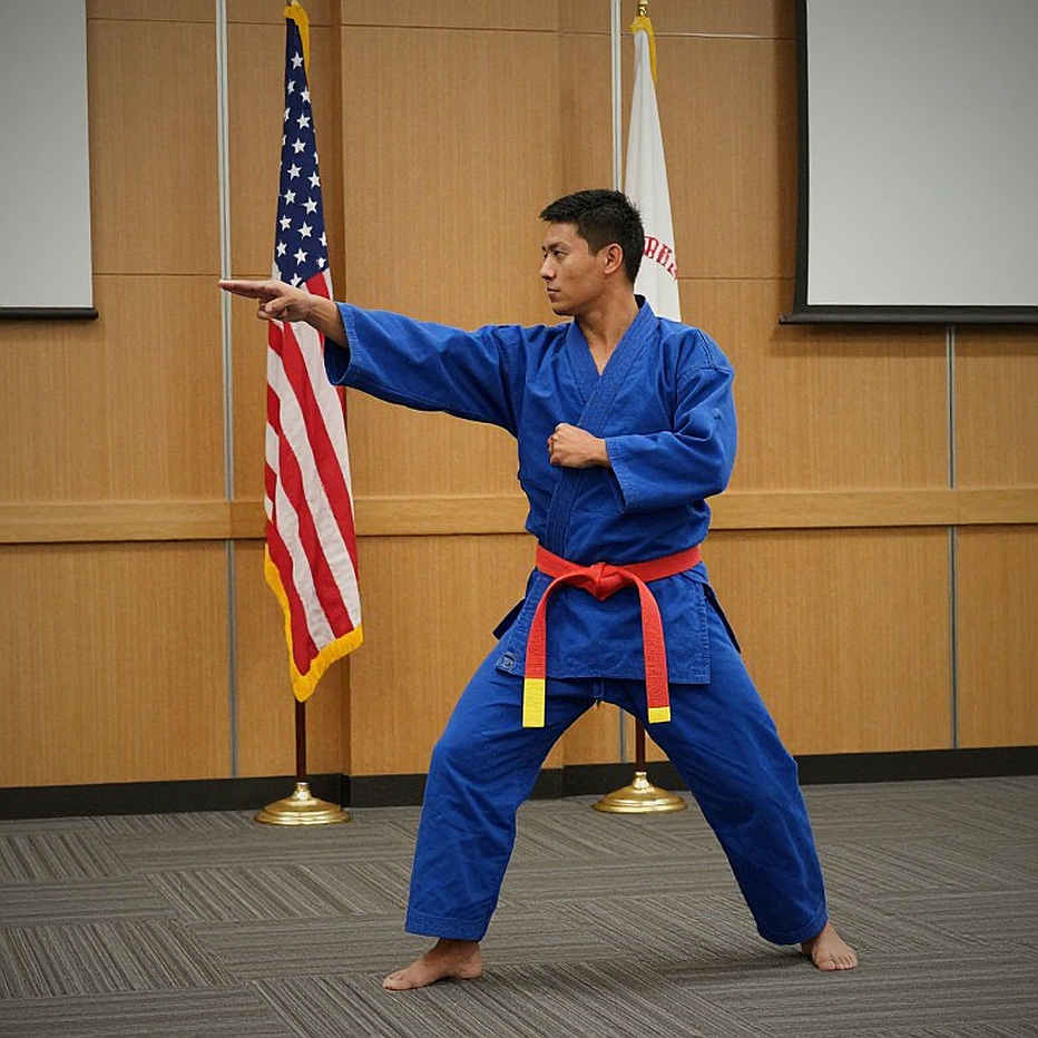 Cú ném vai năm 2026 và tấm thẻ ATM ở Kumamoto: khi nhà vô địch judo rơi khỏi võ đài cuộc đời