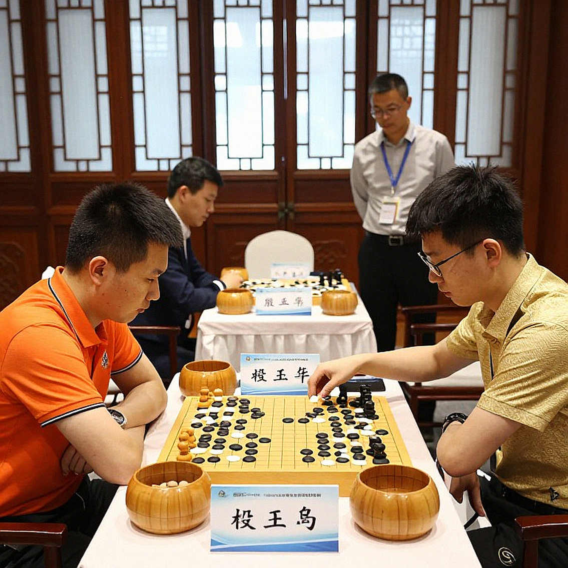 Quân cờ không được hạ: Olympic cờ vua thế giới và cuộc tẩy chay ở Samarkand